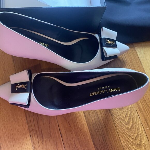 Saint Laurent Pierrot Monogram Bow Pointed Toe Pump - Picture 10 of 11